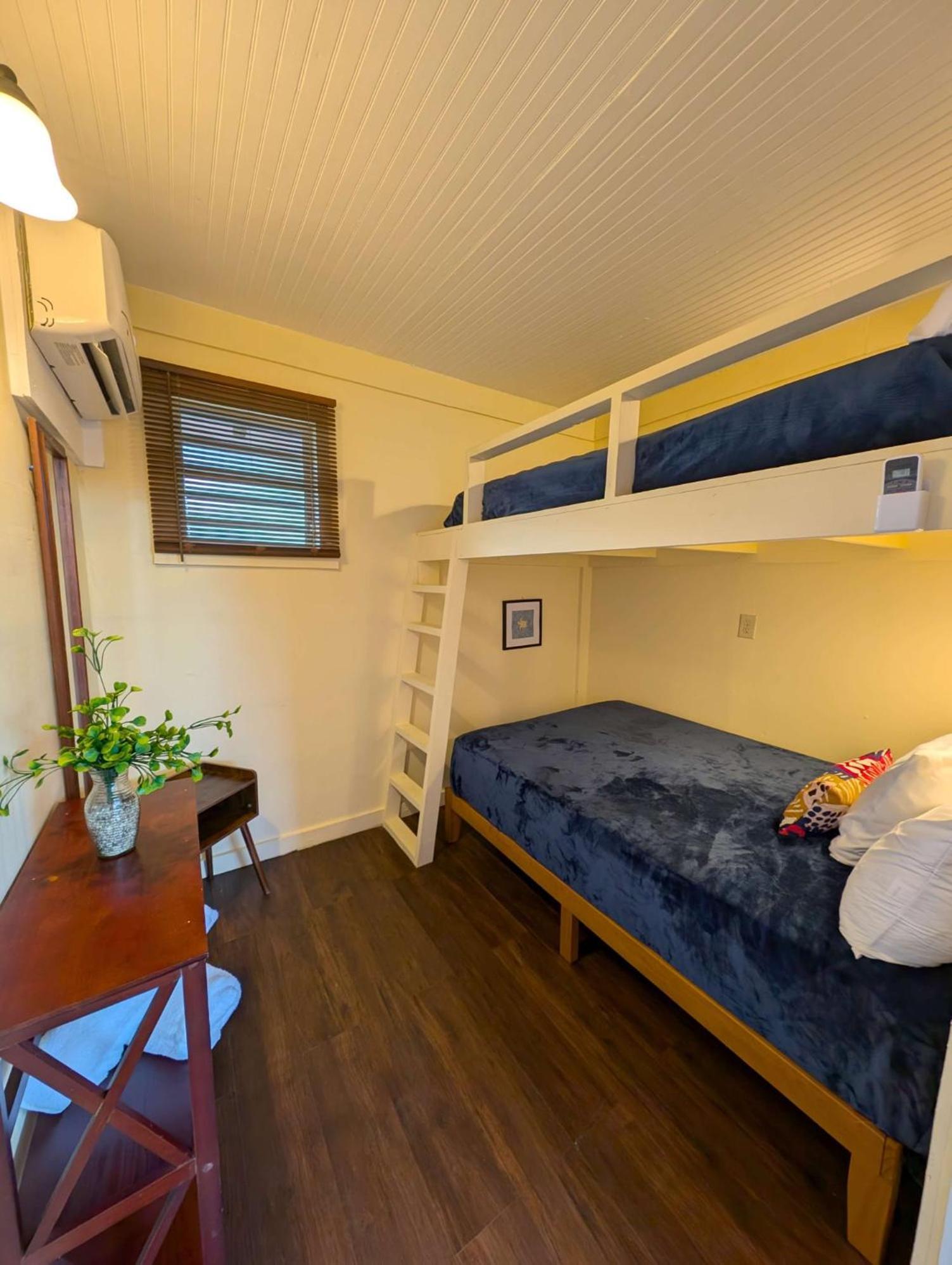 Waterside Inn Vieques Room photo